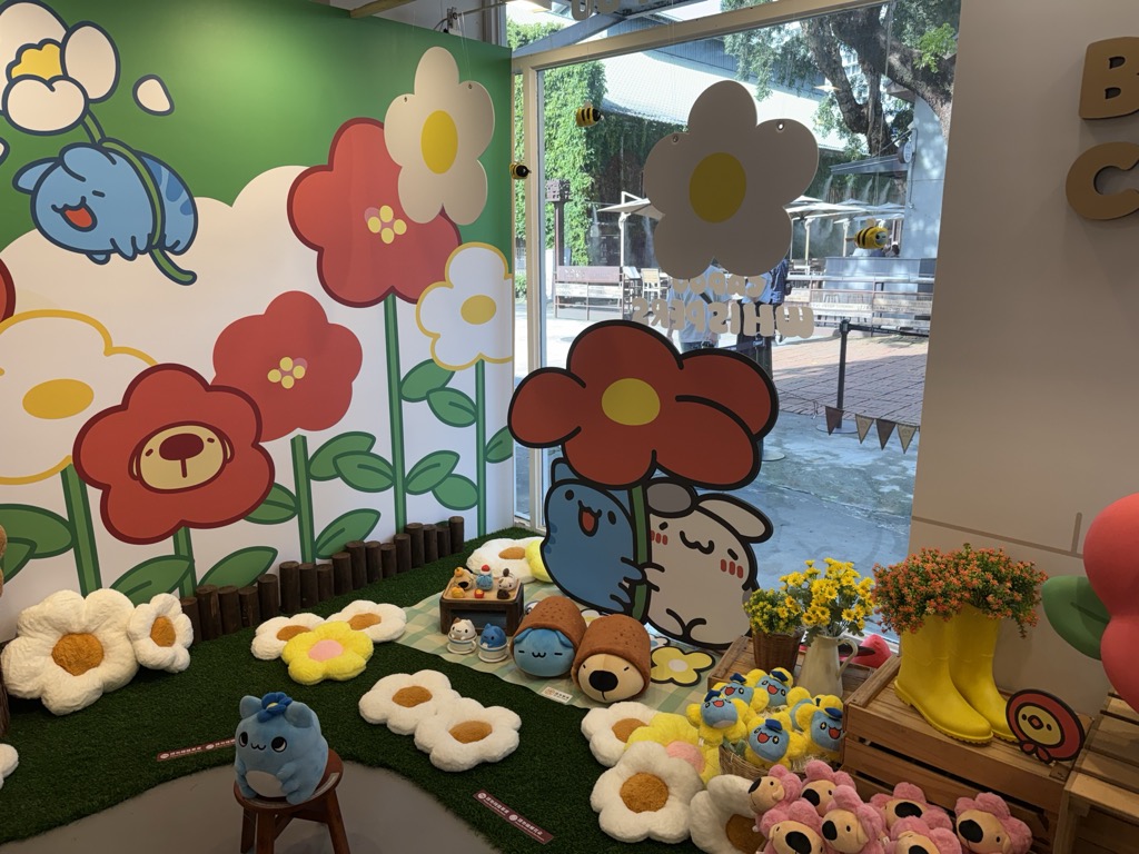 台北咖波小浪漫快閃店的花花主題佈景